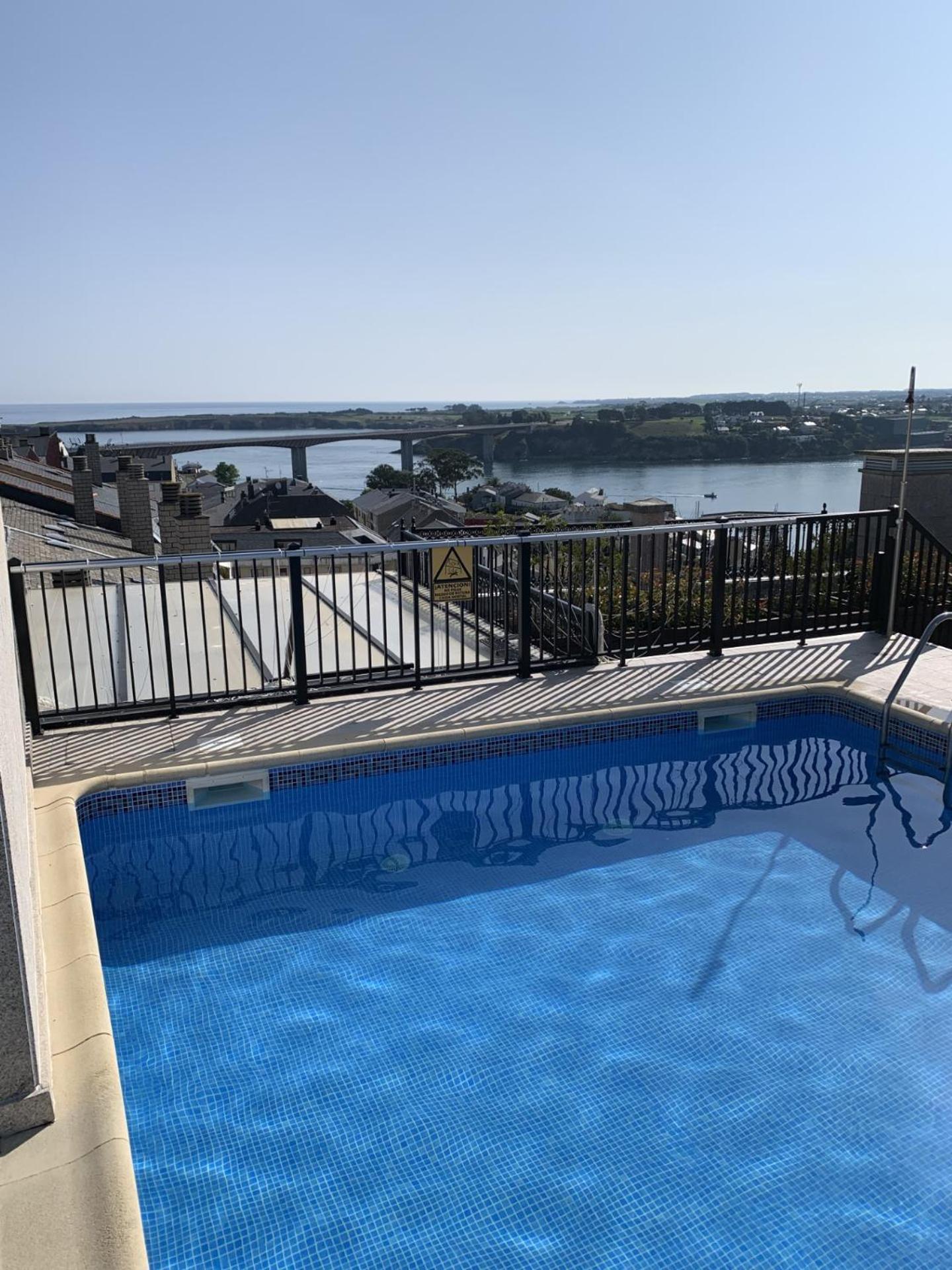 Moderno Piso Con La Mejor Terraza De Ribadeo Y Vistas Maravillosas Экстерьер фото