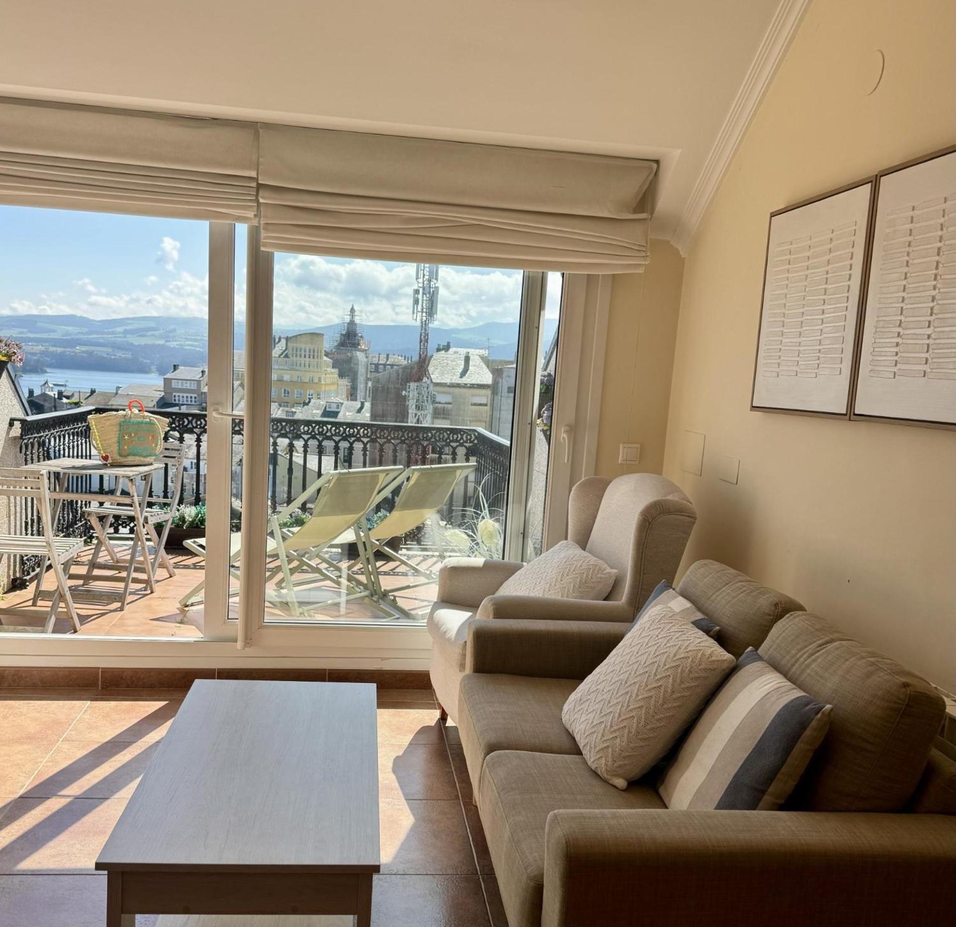 Moderno Piso Con La Mejor Terraza De Ribadeo Y Vistas Maravillosas Экстерьер фото